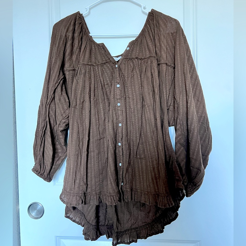 American Eagle top